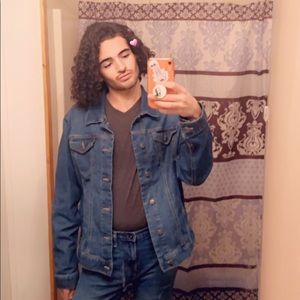 Meet your Posher, Manny